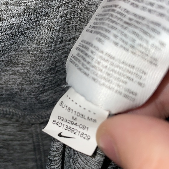 Nike Full Length Gray Athletic Leggings Medium - Picture 4 of 8